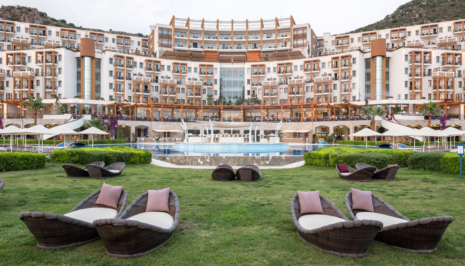 Surrounding - Kefaluka Resort