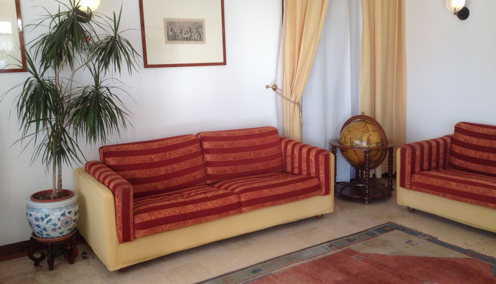 Hall - Garibaldi