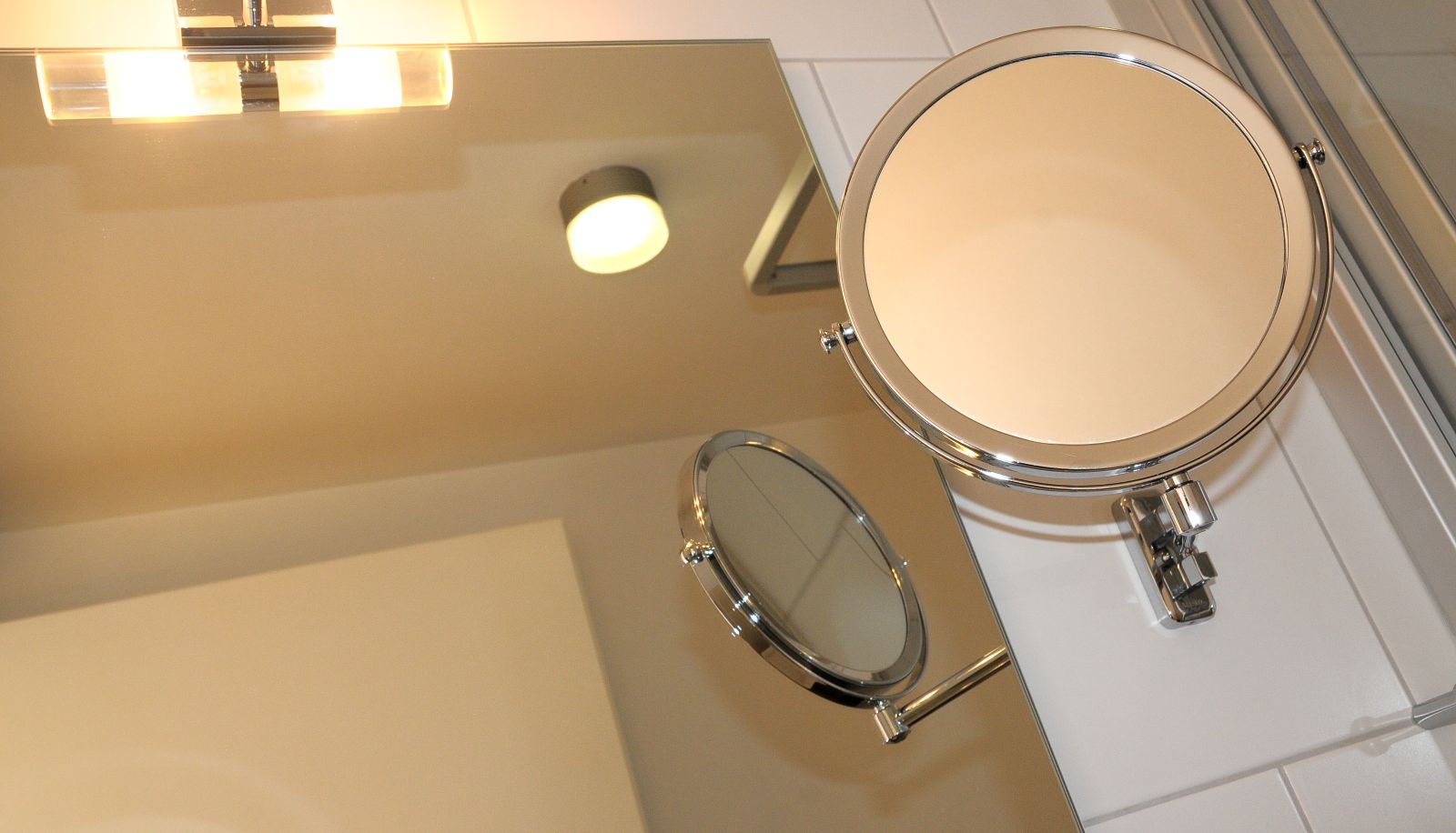 Bathroom - SEEGER Living Comfort Downtown