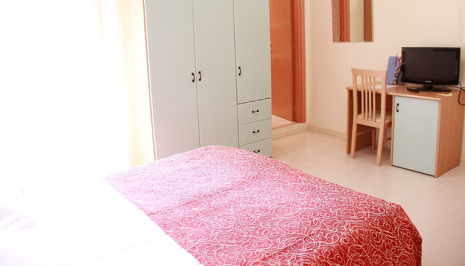 Standard room (double) - C-Hotels International