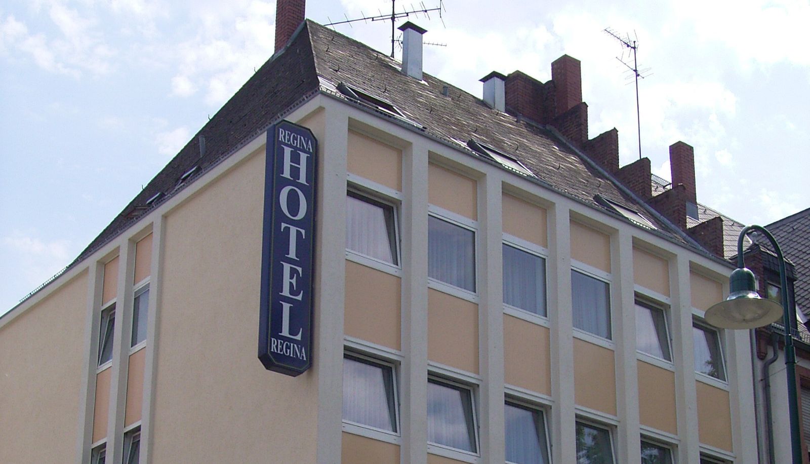 Zewnętrzna część hotelu - Regina Garni