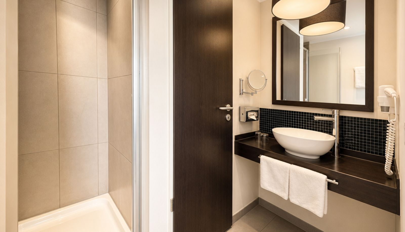 Standard room (double) - Leonardo Hotel Berlin
