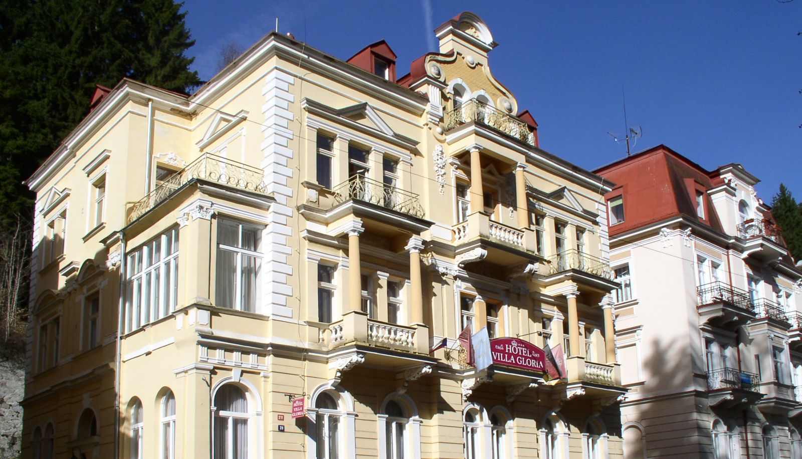 Hotel Außenbreich - Villa Gloria