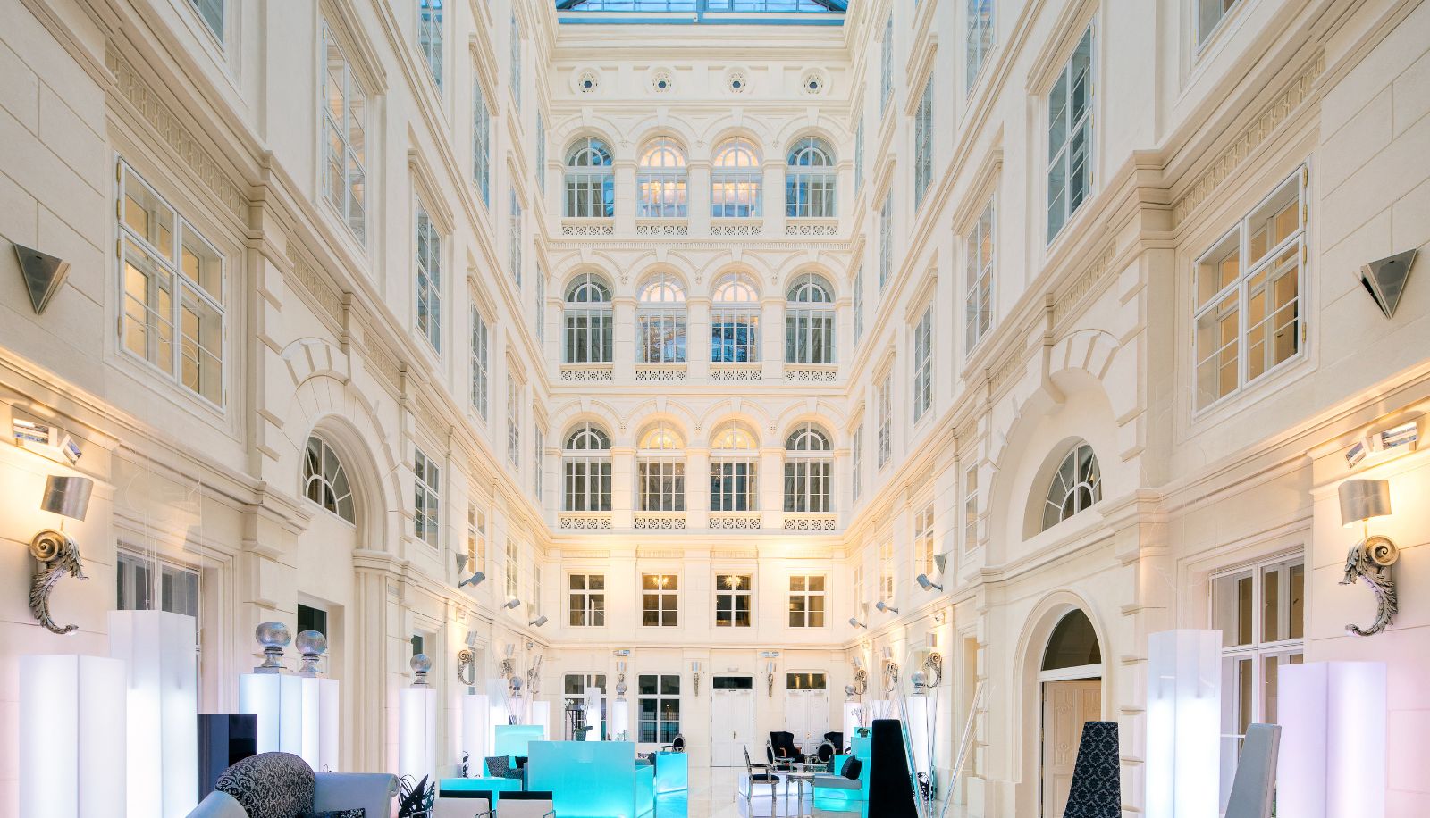 Lobby - Grand Palace Brno