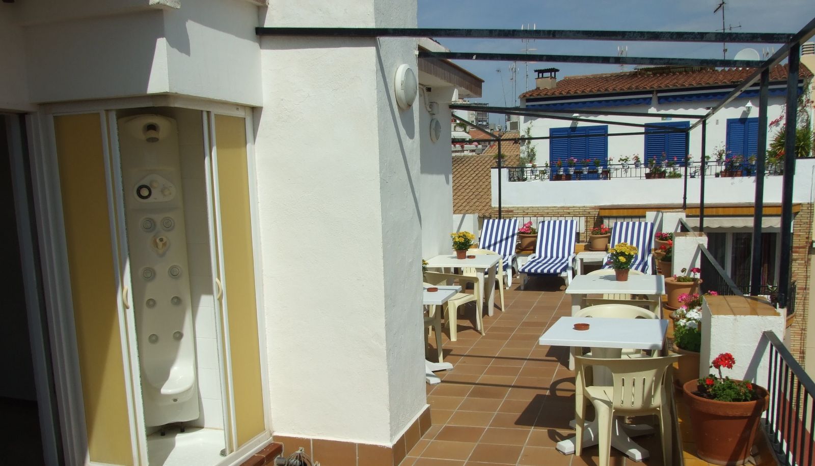 Terraza - Hotel Montserrat