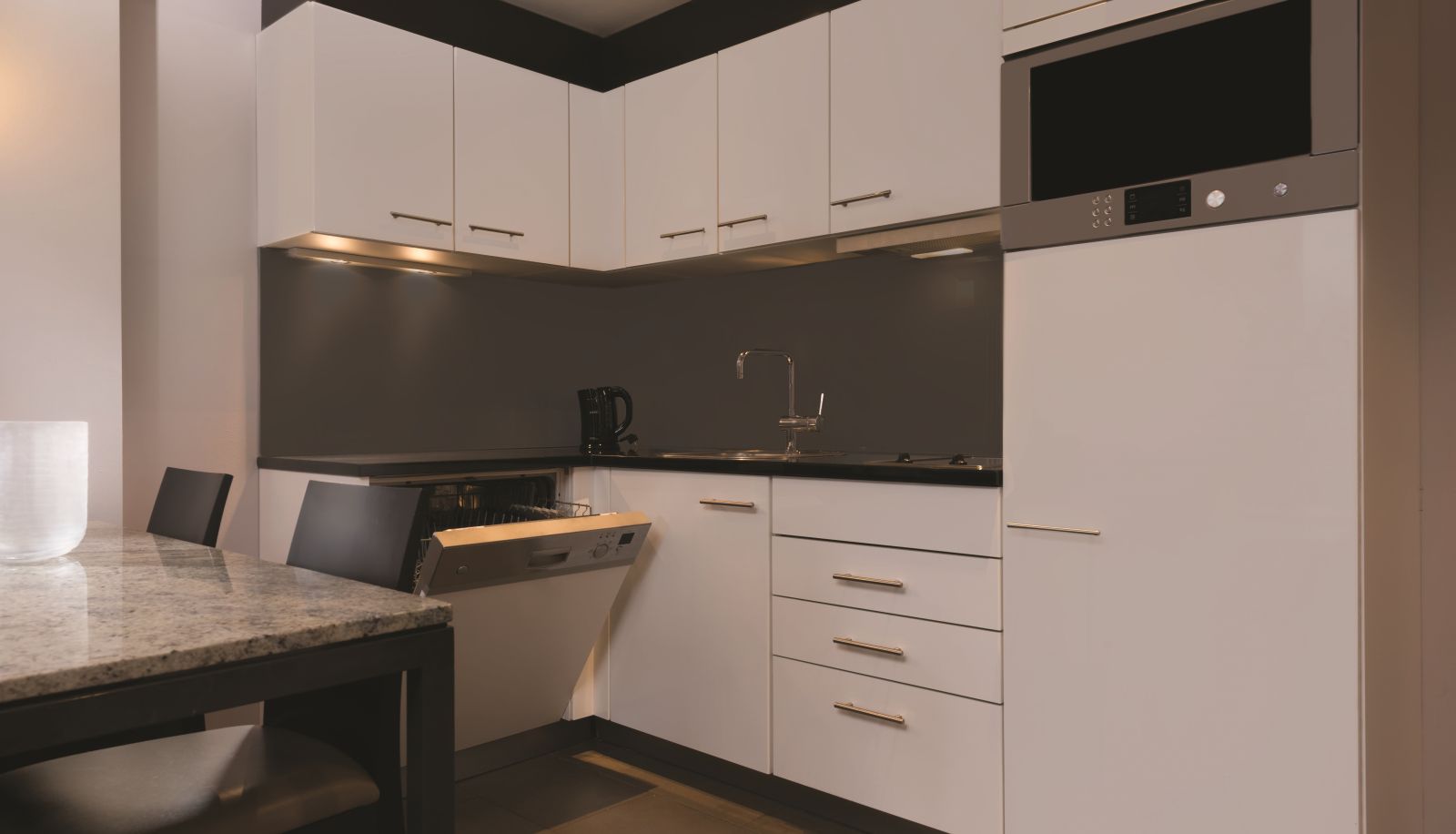 Appartamento - Adina Apartment Hotel Frankfurt Neue Oper