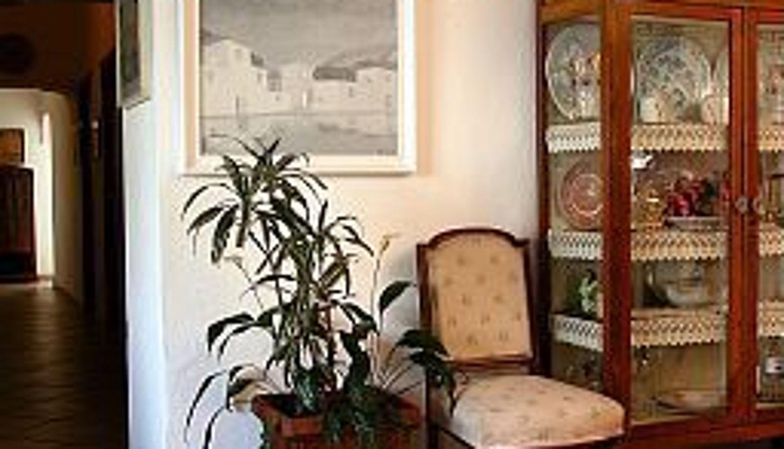 Hall - Villa Maria