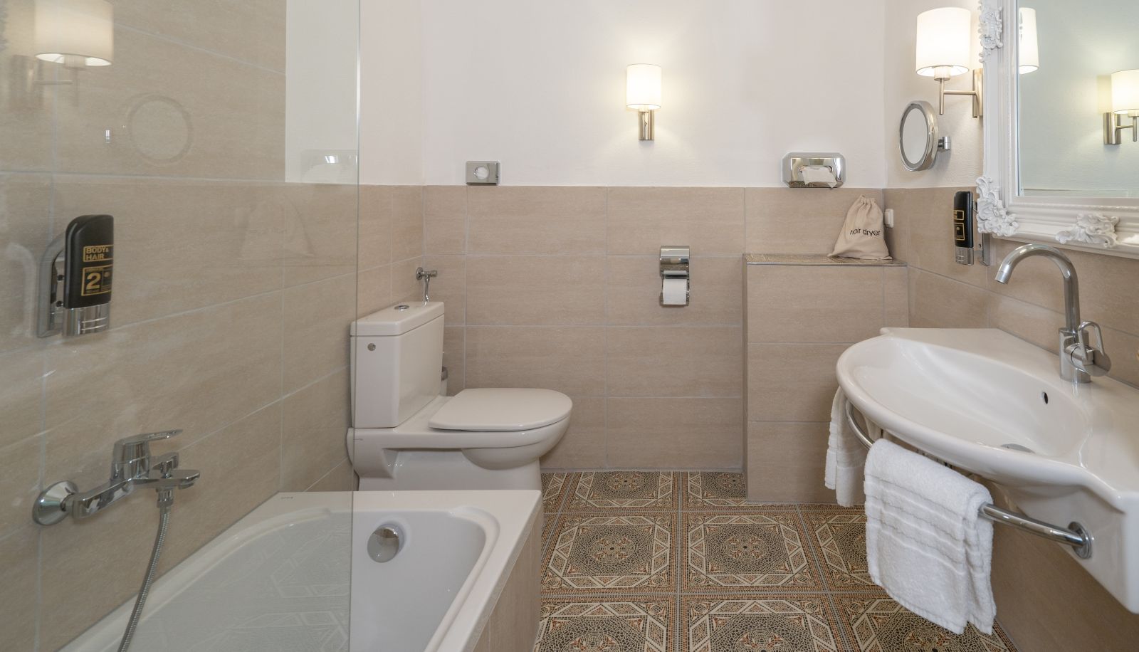 Chambre standard (double) - Der Schlosswirt zu Anif - Biedermeierhotel und Restaurant