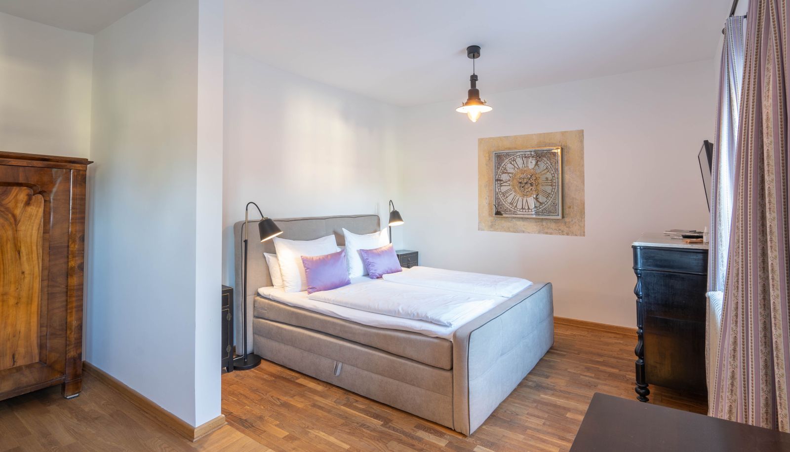 Budget room (double) - Der Schlosswirt zu Anif - Biedermeierhotel und Restaurant