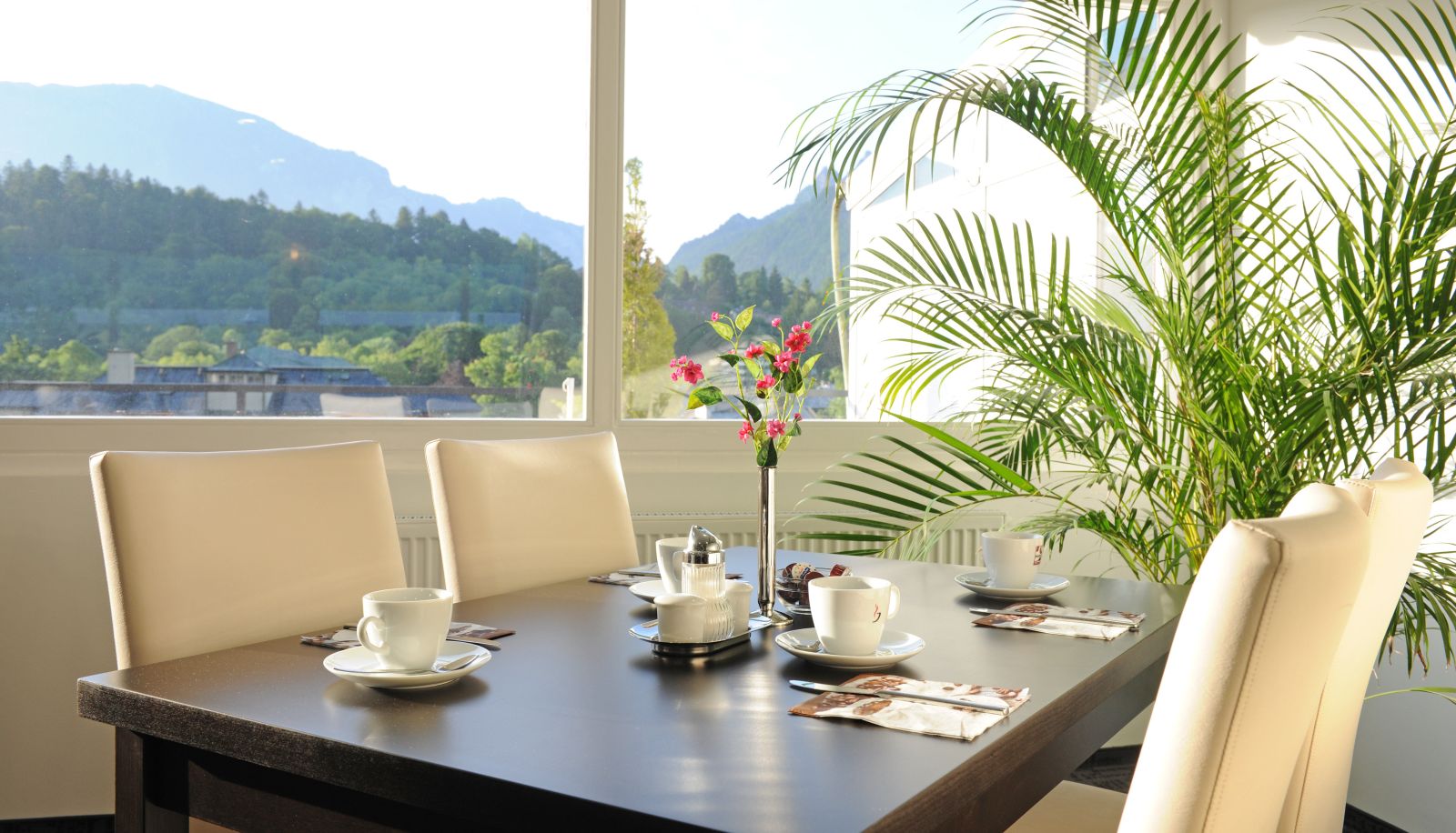 Breakfast room within the restaurant - AVALON Hotel Bad Reichenhall