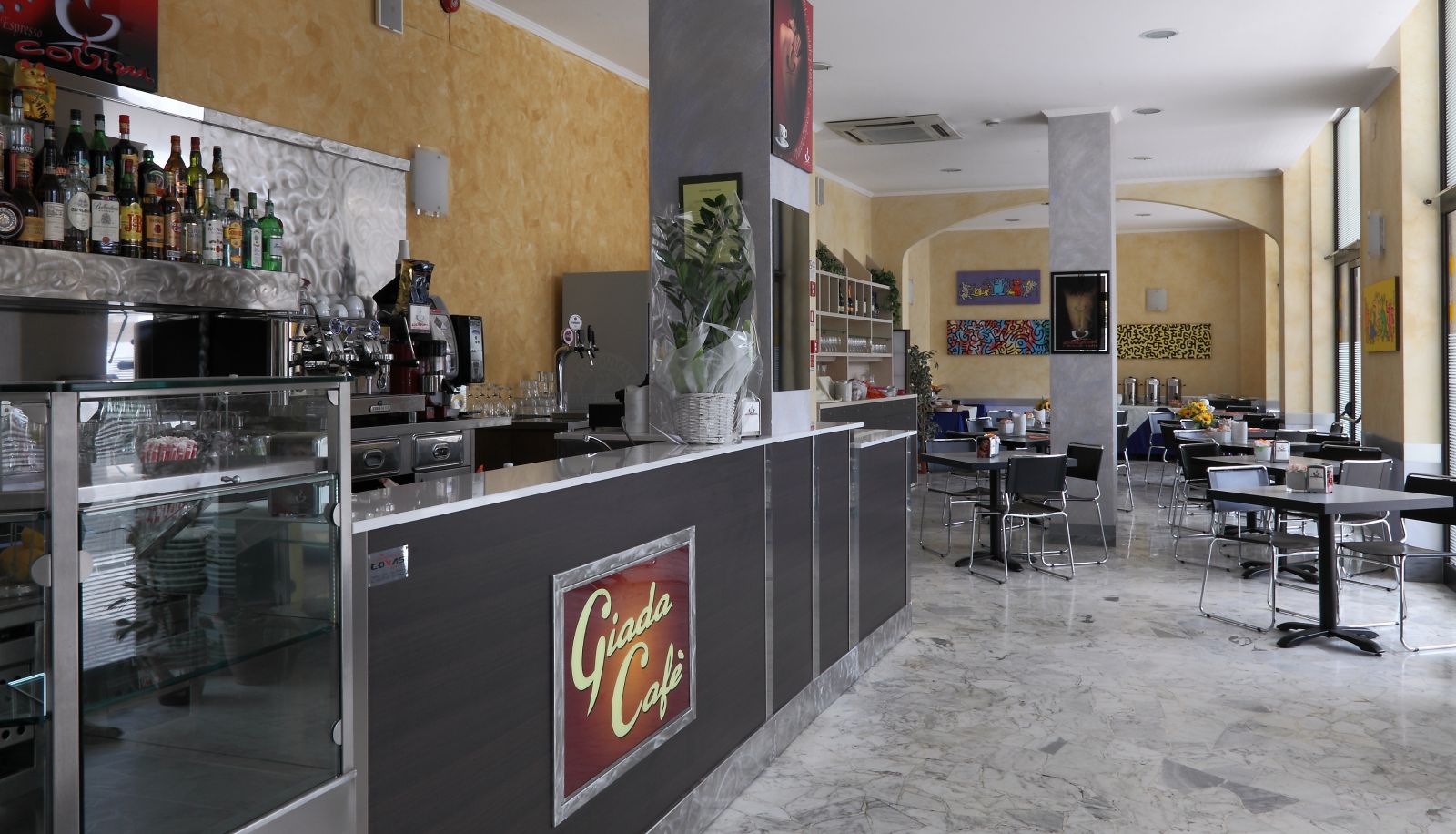 Bar - Ferrari