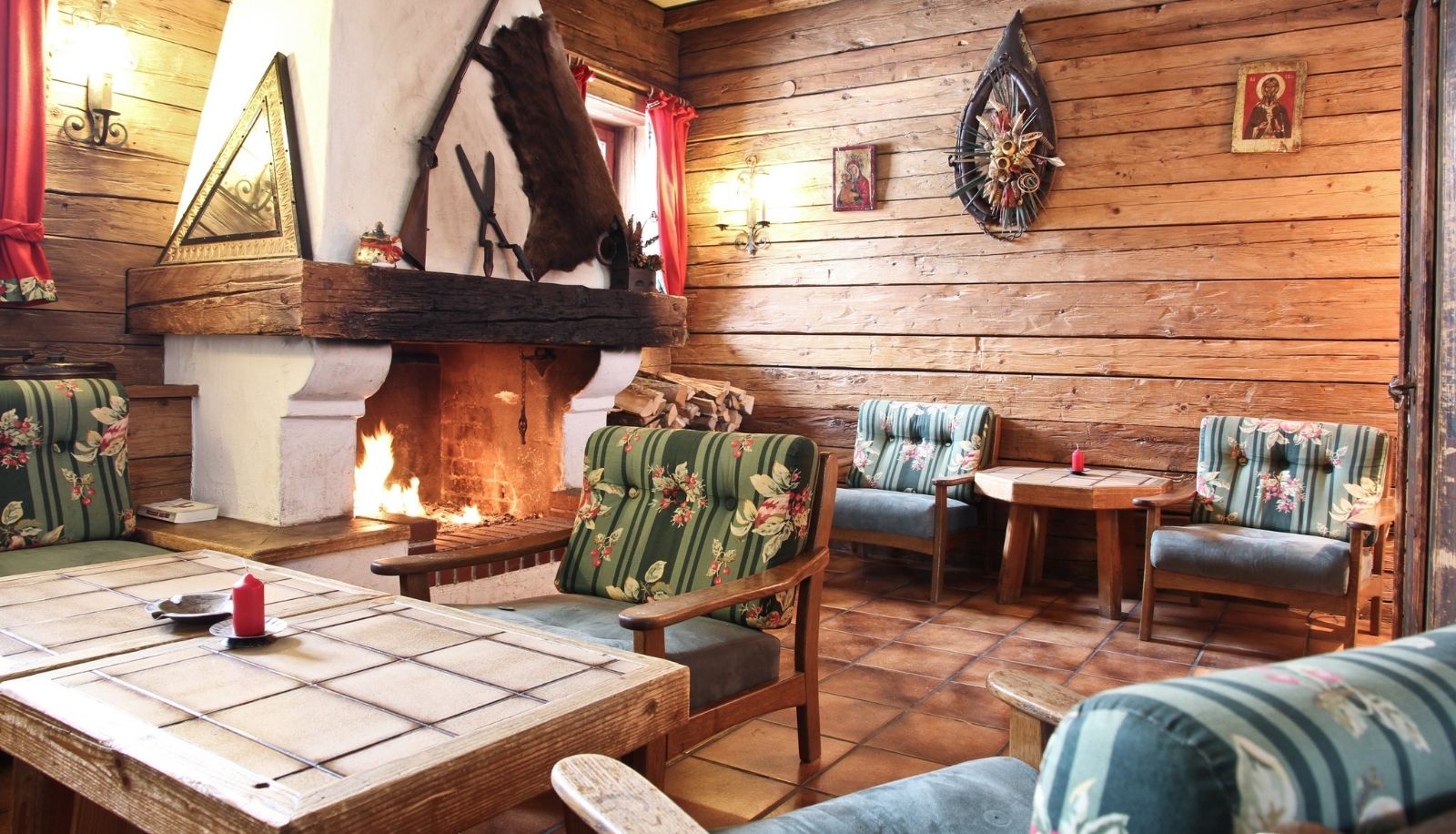 Salle de lecture - Hotel Aurach