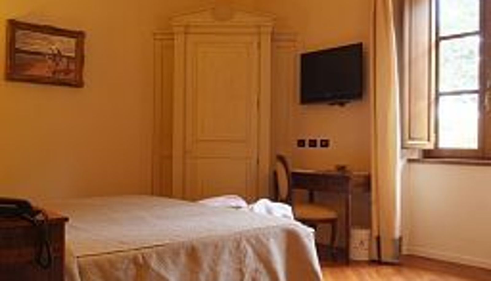 Room - Villa Campomaggio