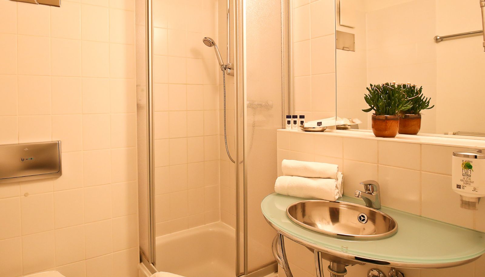 Bagno - Check Inn