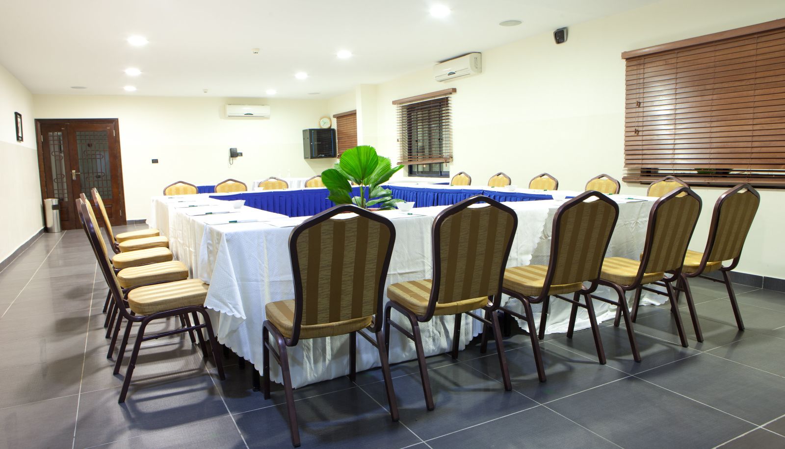 Meetingzimmer - Oak Plaza Hotel East Airport Accra