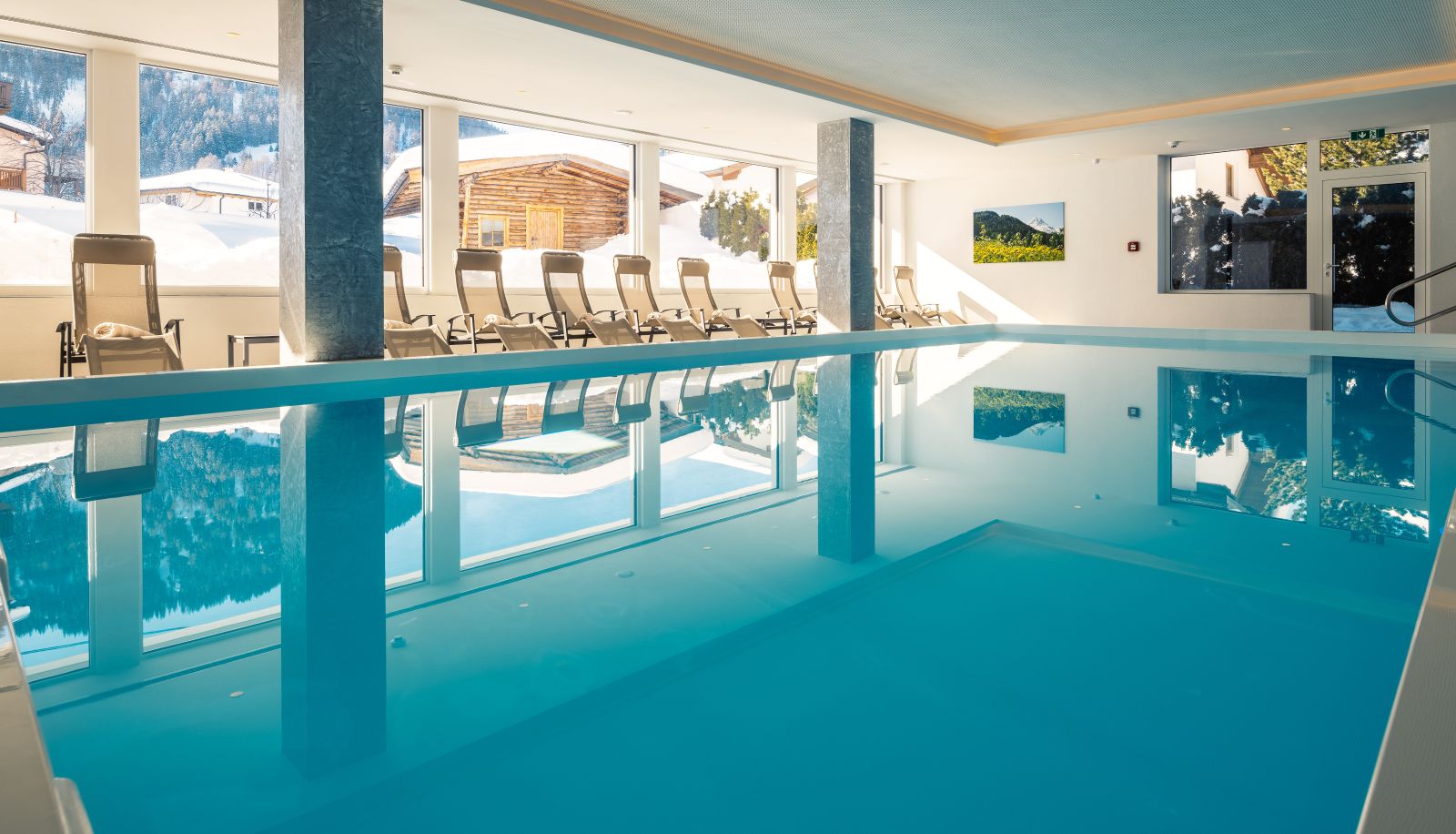 Pool - Hotel Edelweiss