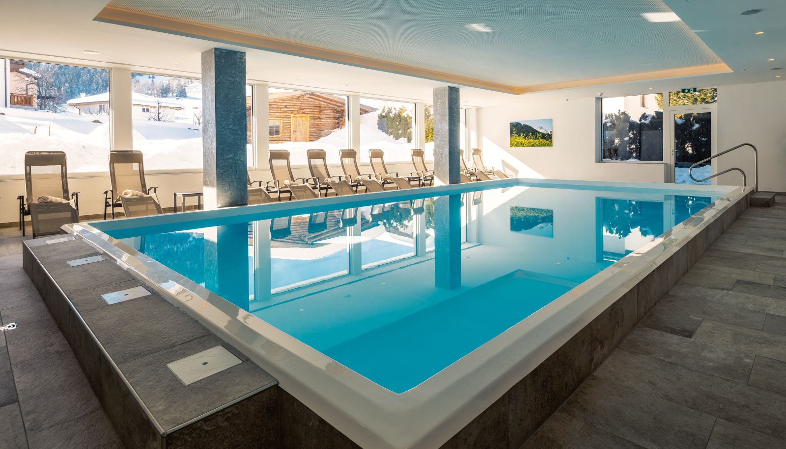 Pool - Hotel Edelweiss