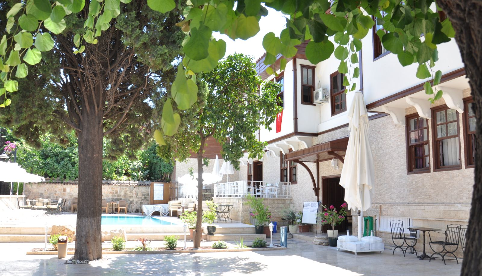 Garden - Urcu Hotel