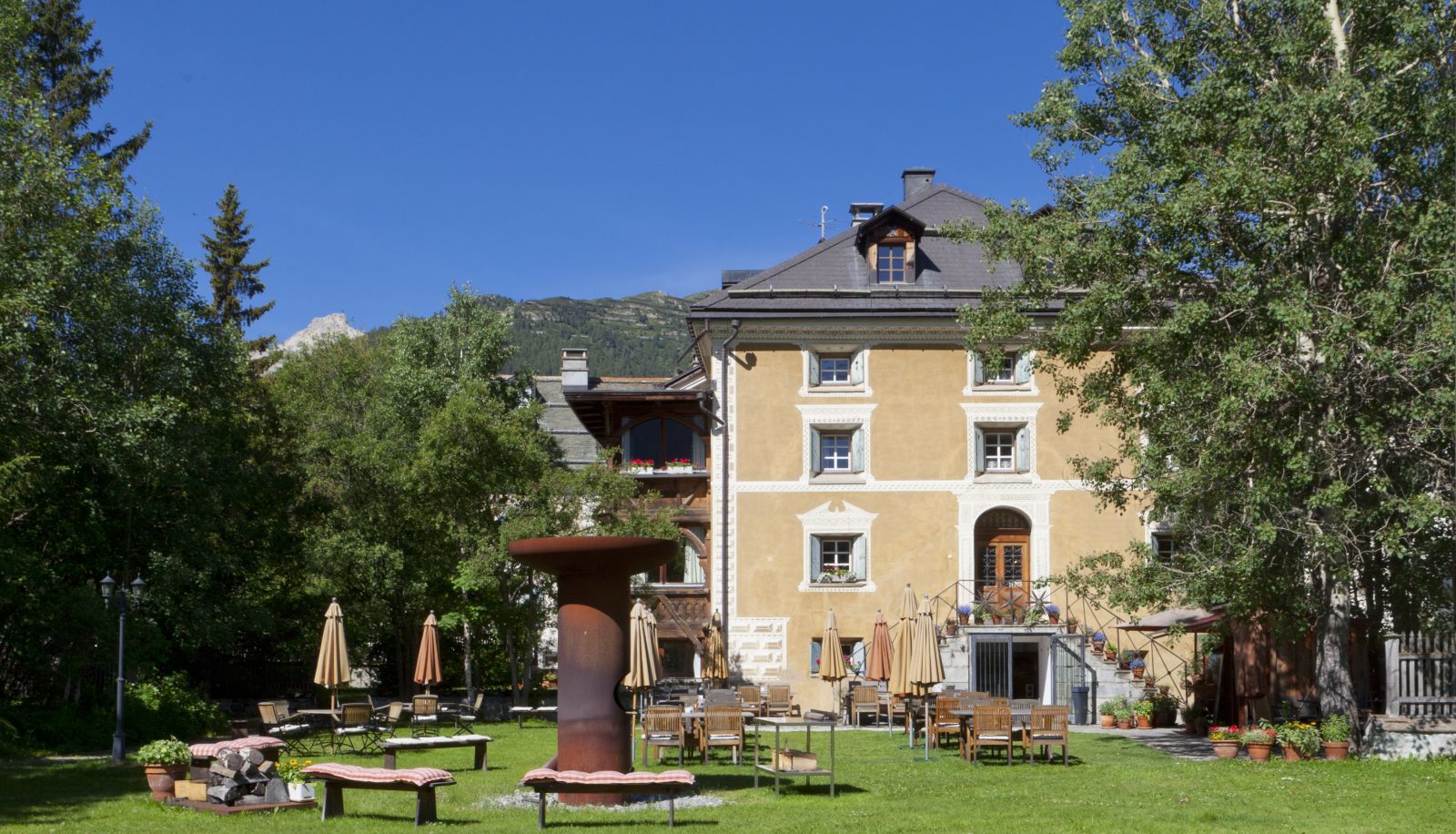Tuin - Historic Hotel Chesa Salis