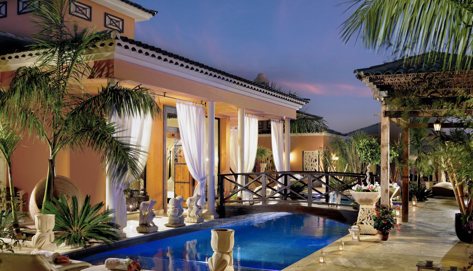 Reception - Royal Garden Villas & Spa