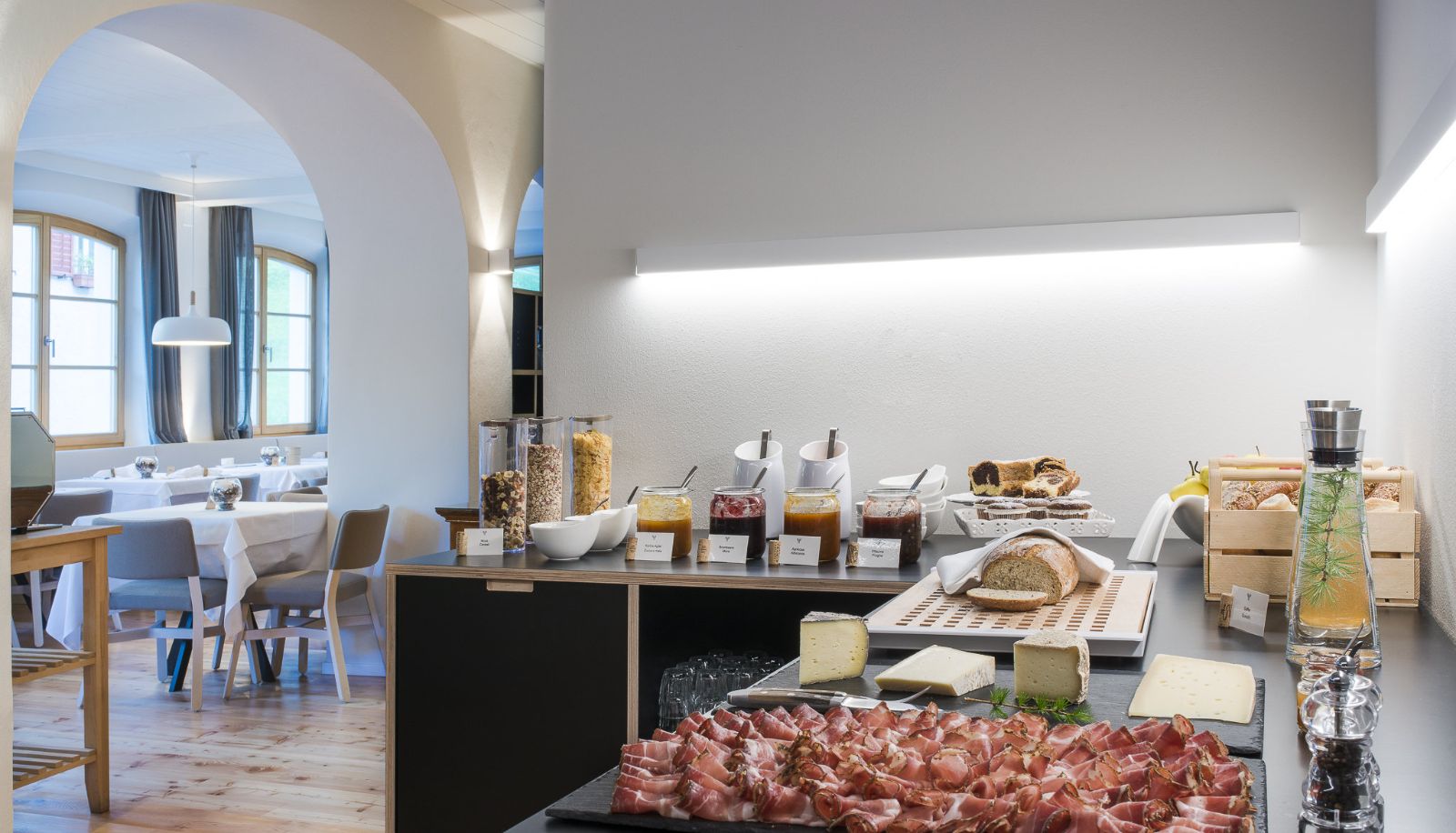 Frühstücksraum innerhalb des Restaurants - Zum Hirschen Gasthof