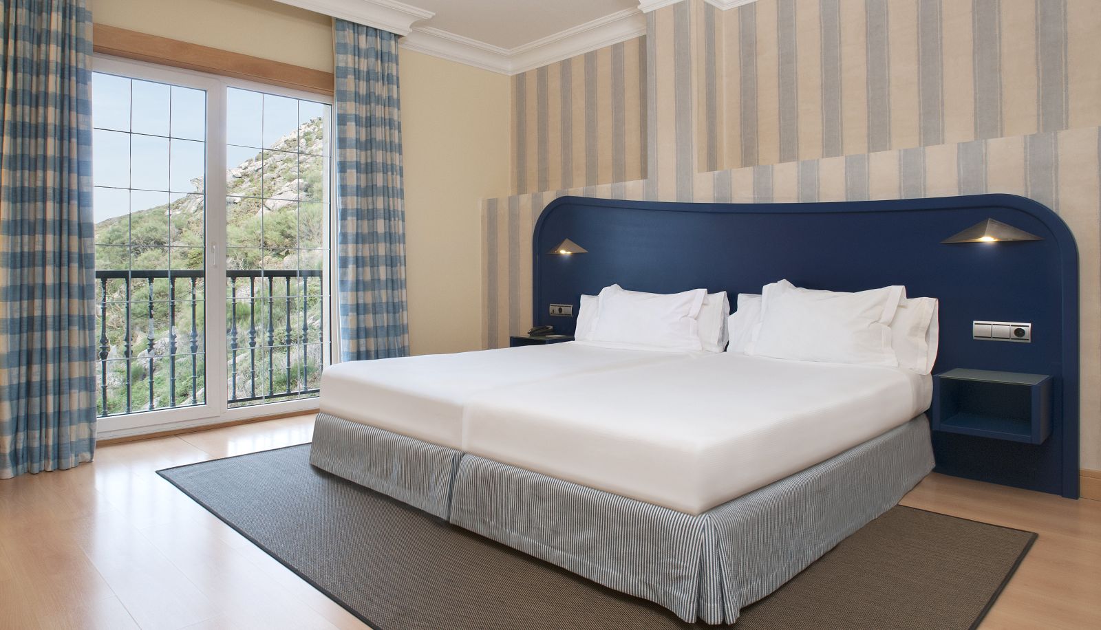 Room with mountain view - Talaso Atlantico