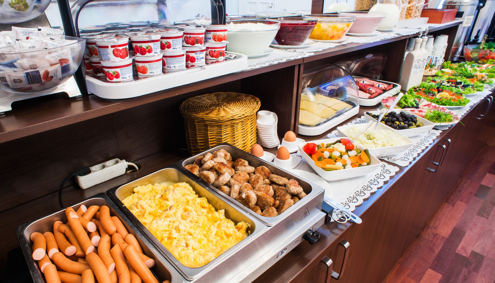 Buffet - Upper Room