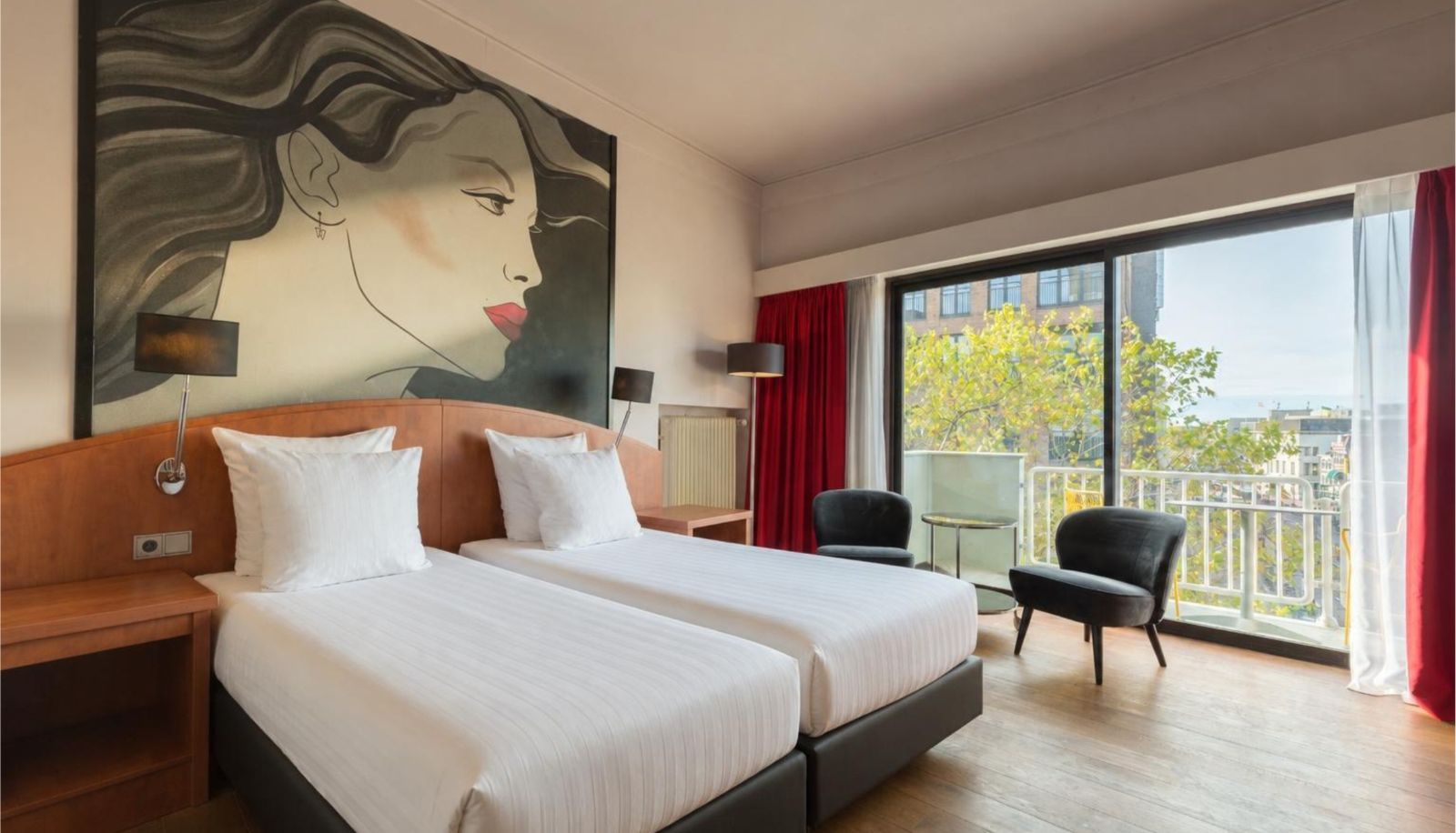 Superior room (double) - Leonardo Hotel Utrecht City Center