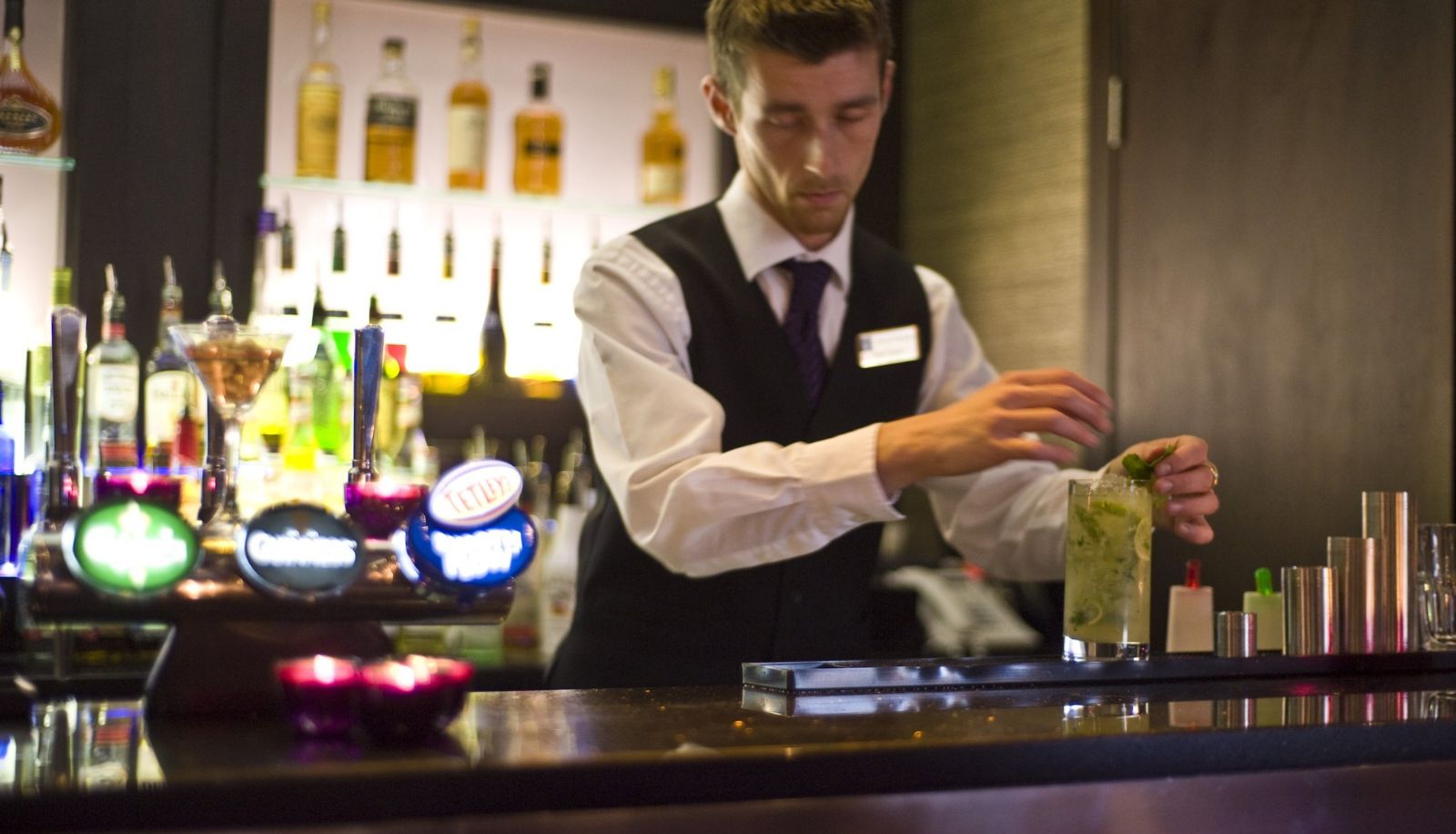 Bar - The Queen at Chester Hotel Premier Collection by Best Western