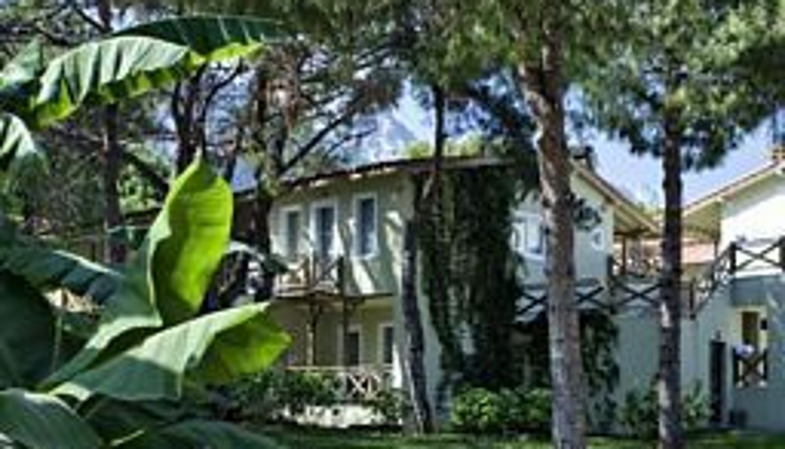 Giardino - Crystal Flora Beach Resort