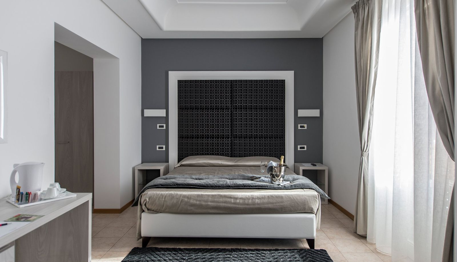 Chambre supérieure (double) - Artemisia Palace