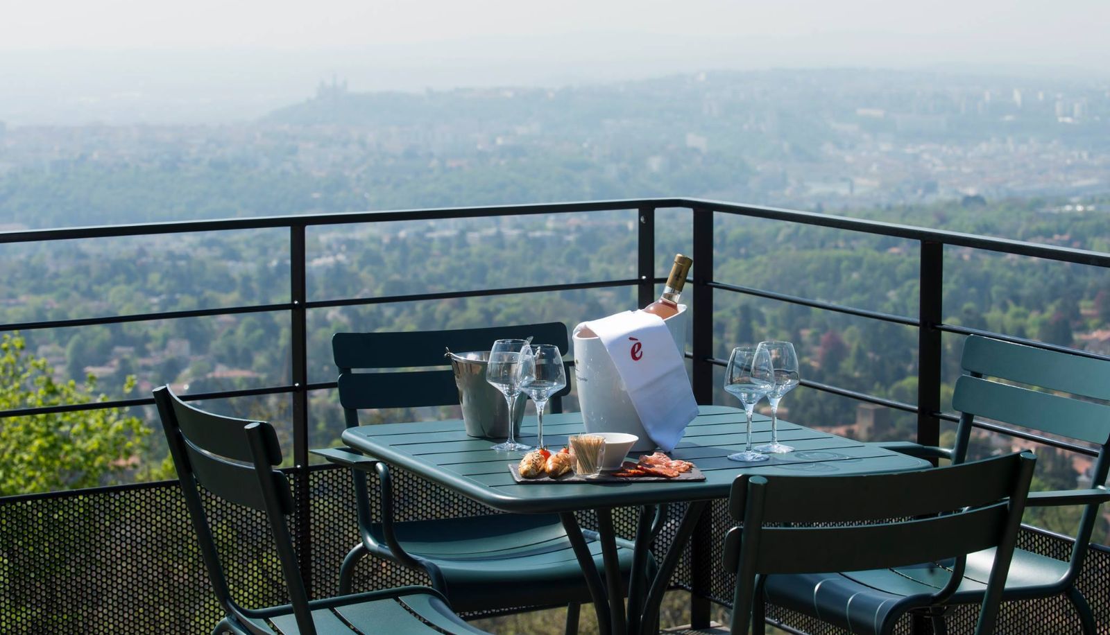Ristorante - L'Ermitage Cuisine-À-Manger