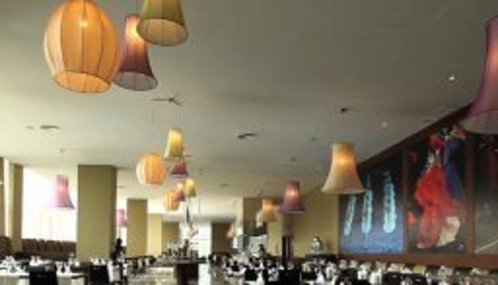 Salle de petit-déjeuner dans le restaurant - Vila Galé Coimbra