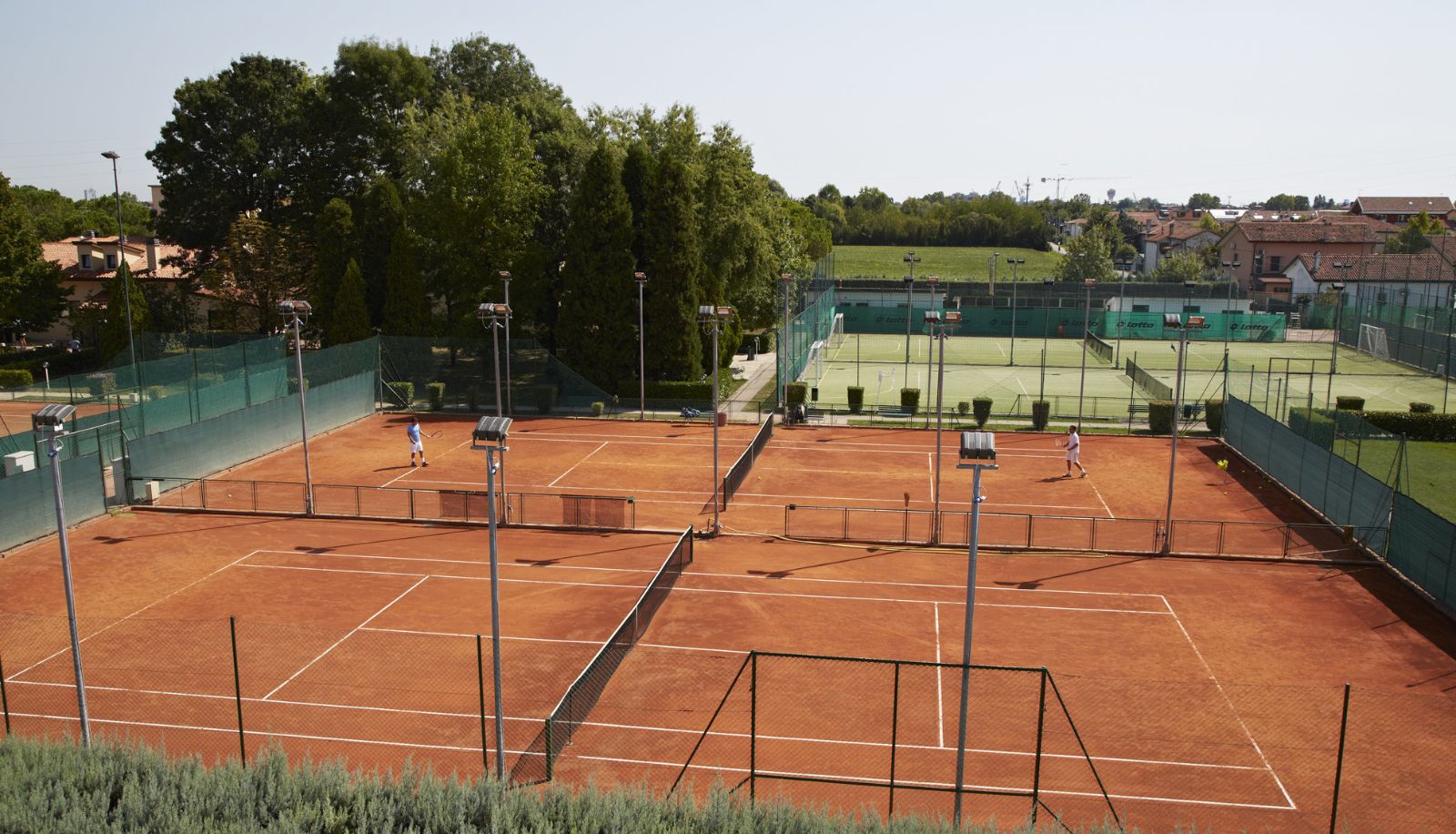 Tennis court - Green Garden Resort