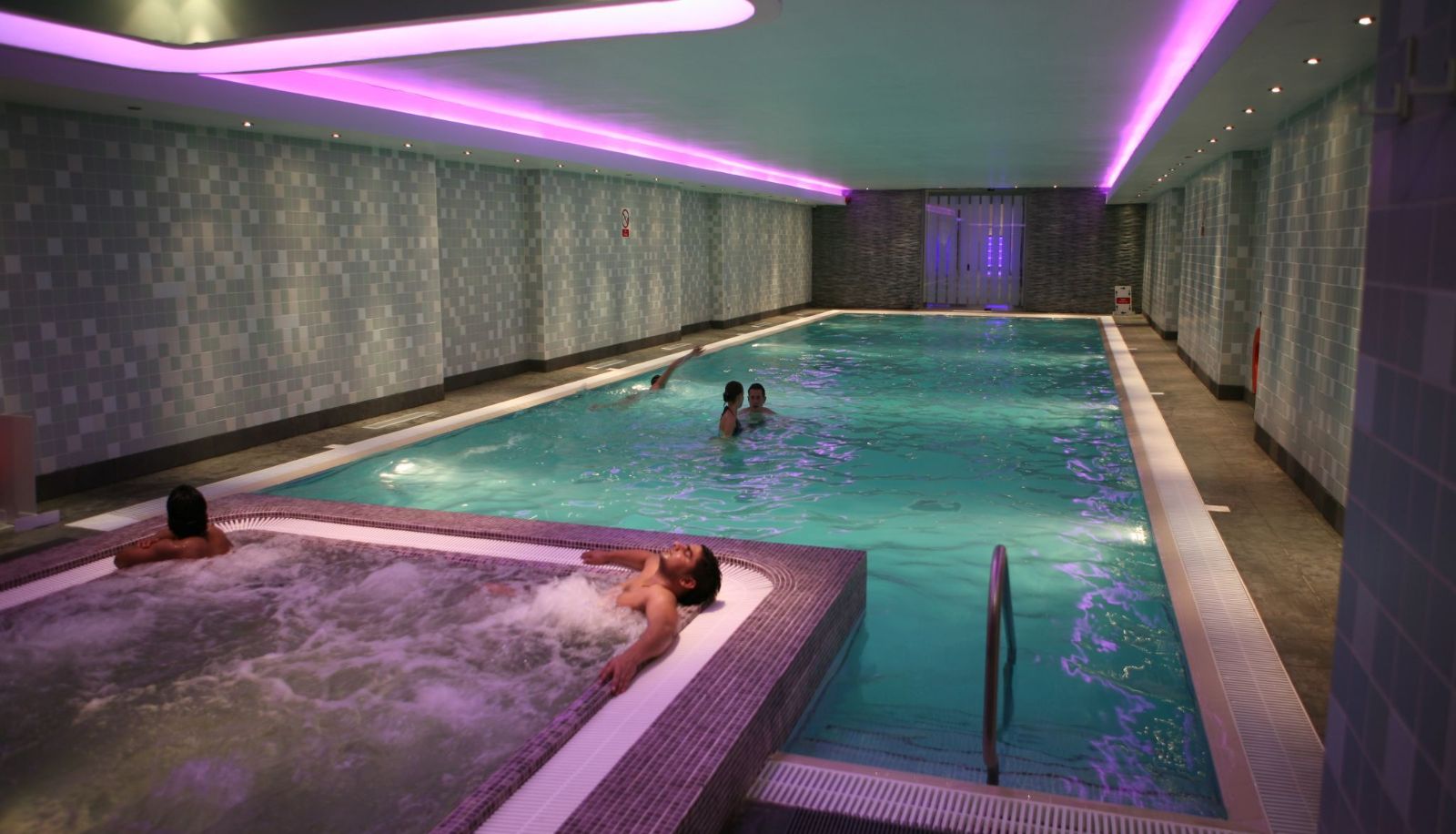 Pool - The Continental