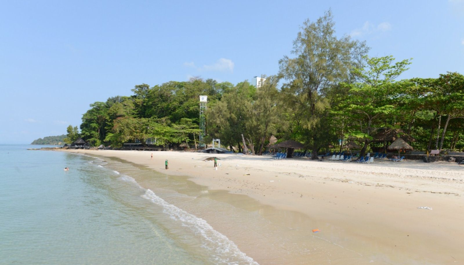 Beach - Independence Hotel