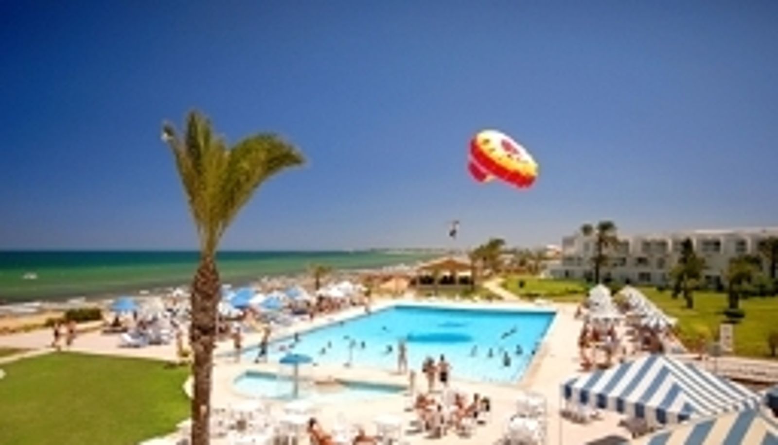 Piscina - Houda Skanes Monastir
