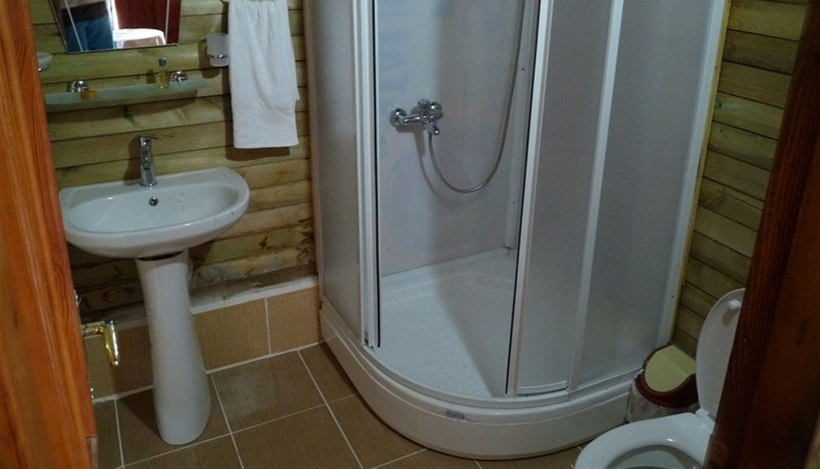 Badezimmer - Selenes Pansiyon