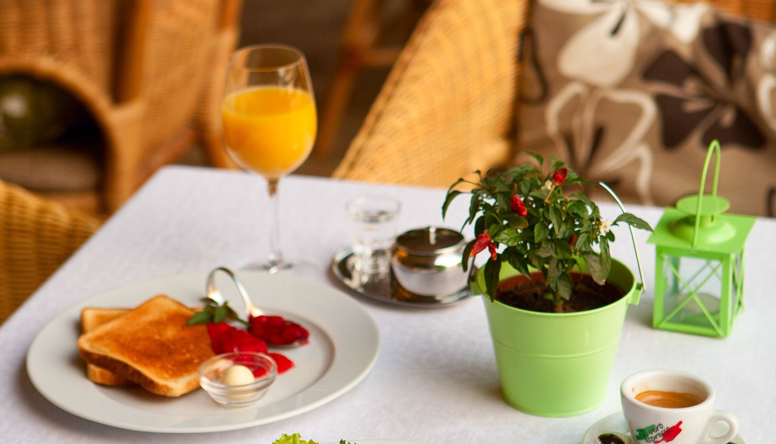 Breakfast room within the restaurant - Gostinii Dvor Гостинный двор