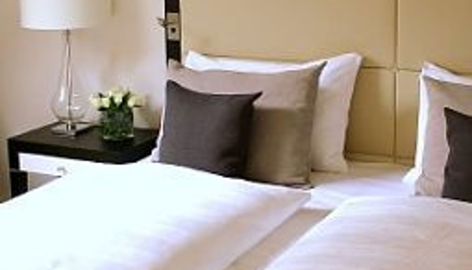 Room - Number Four at Stow Hotel and Restaurant
