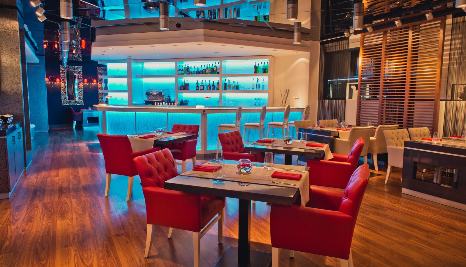 Restaurant - Chirag Plaza
