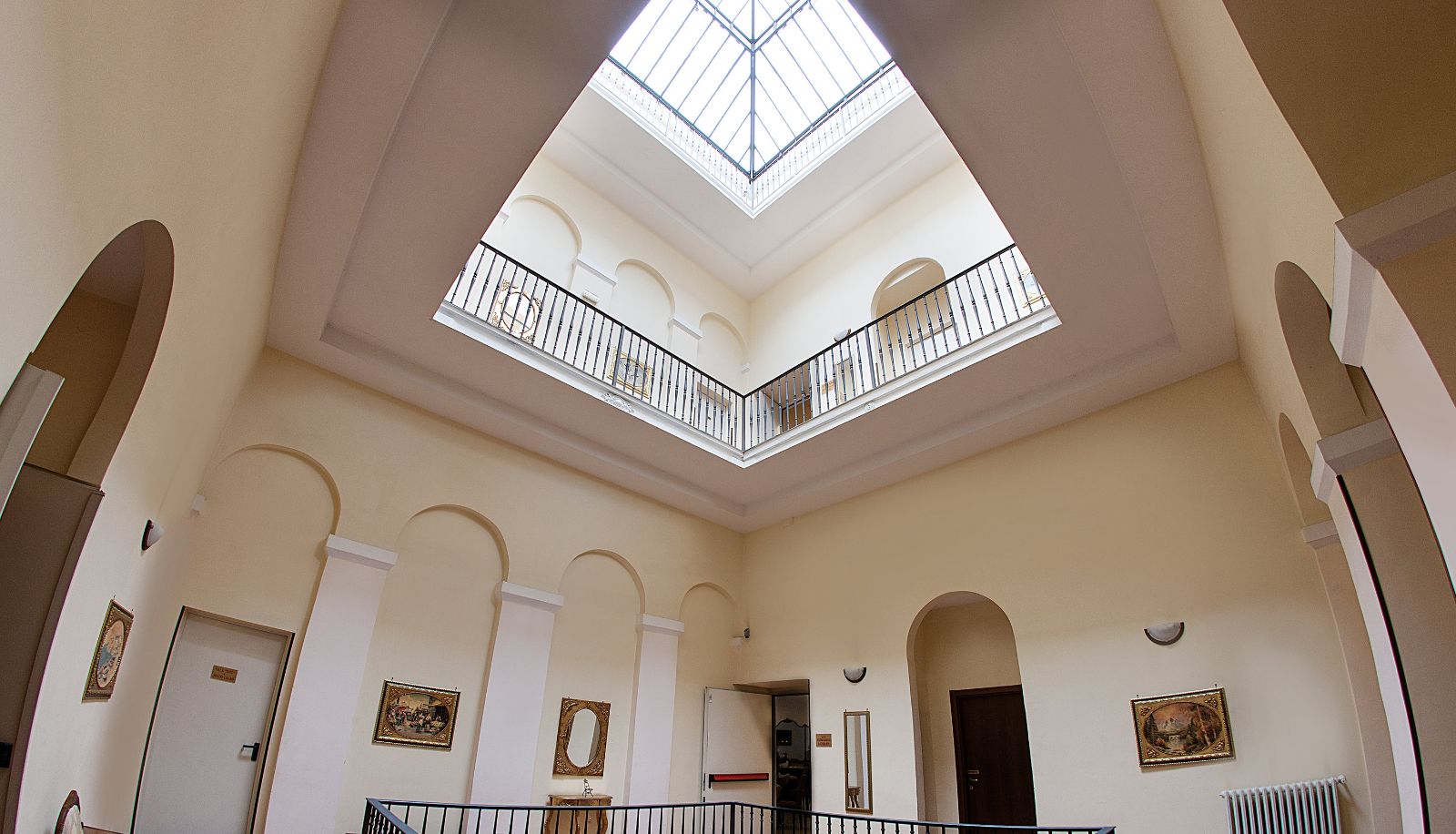 Lobby - Capodimonte Grand Hotel
