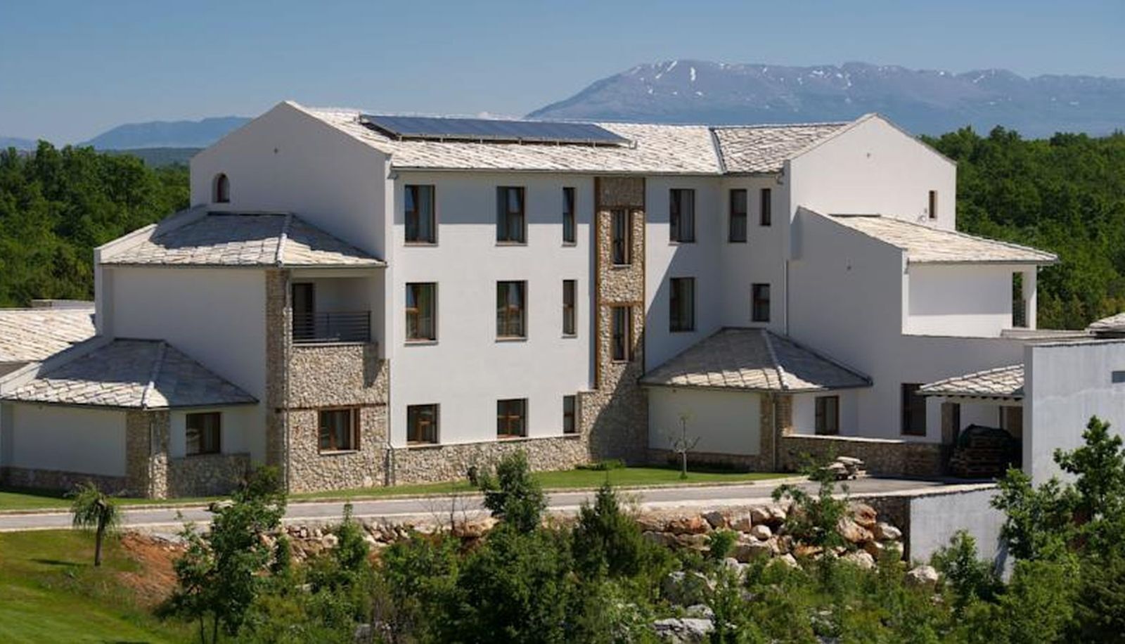 Zewnętrzna część hotelu - Herceg Etno selo Međugorje