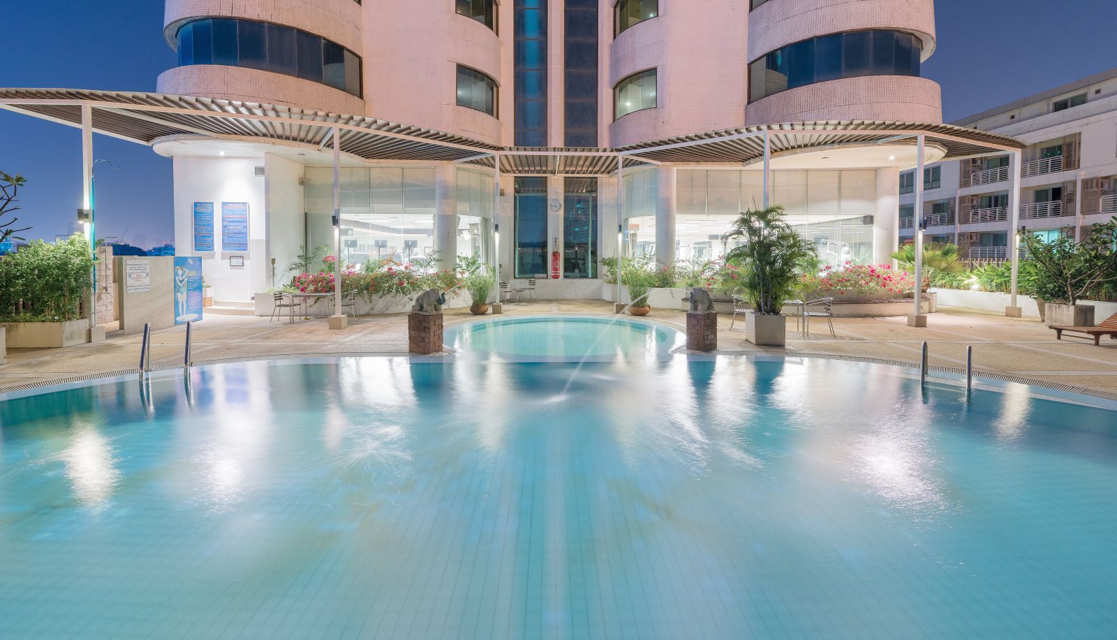 Pool - A-One Boutique Hotel Bangkok