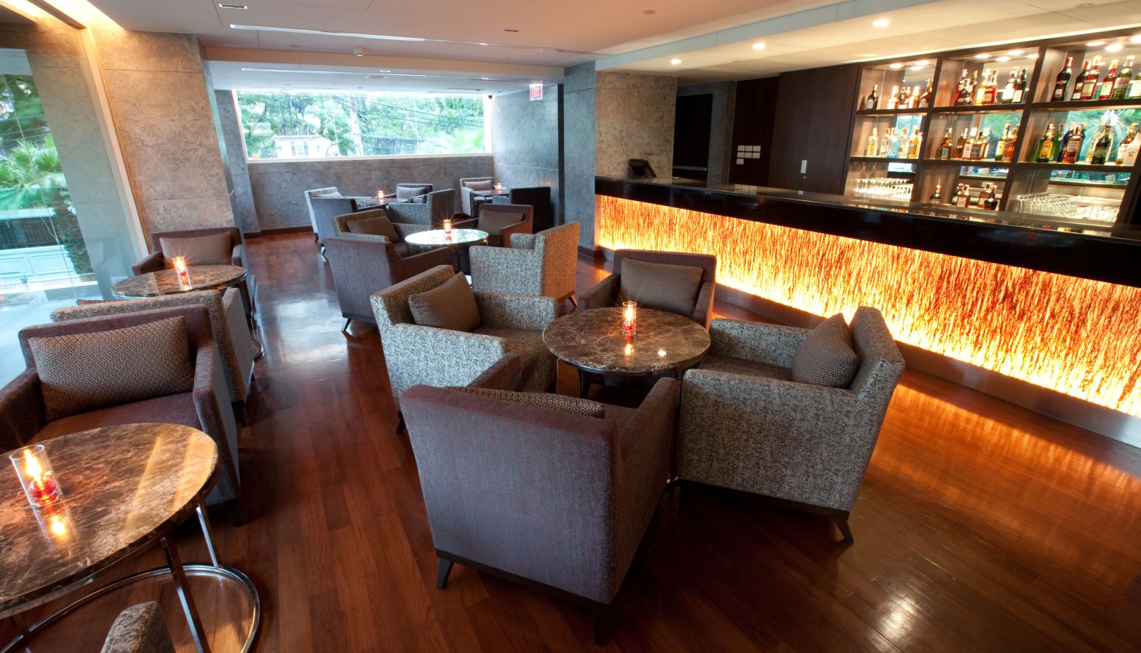 Restaurant 1 - Sora Resort & Suites Sukhumvit
