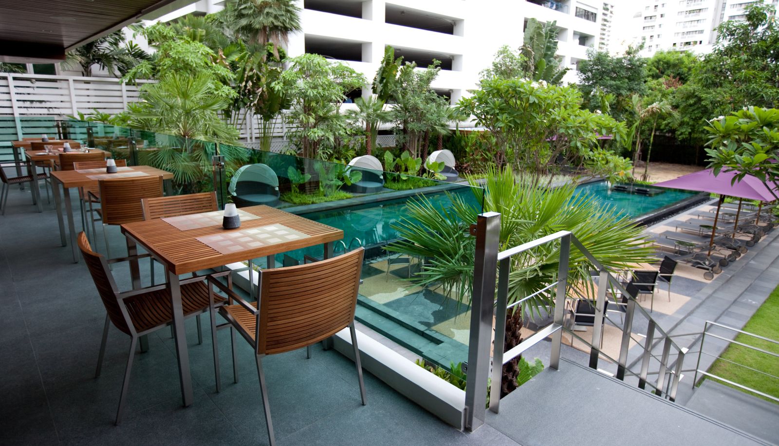Restaurant 2 - Sora Resort & Suites Sukhumvit