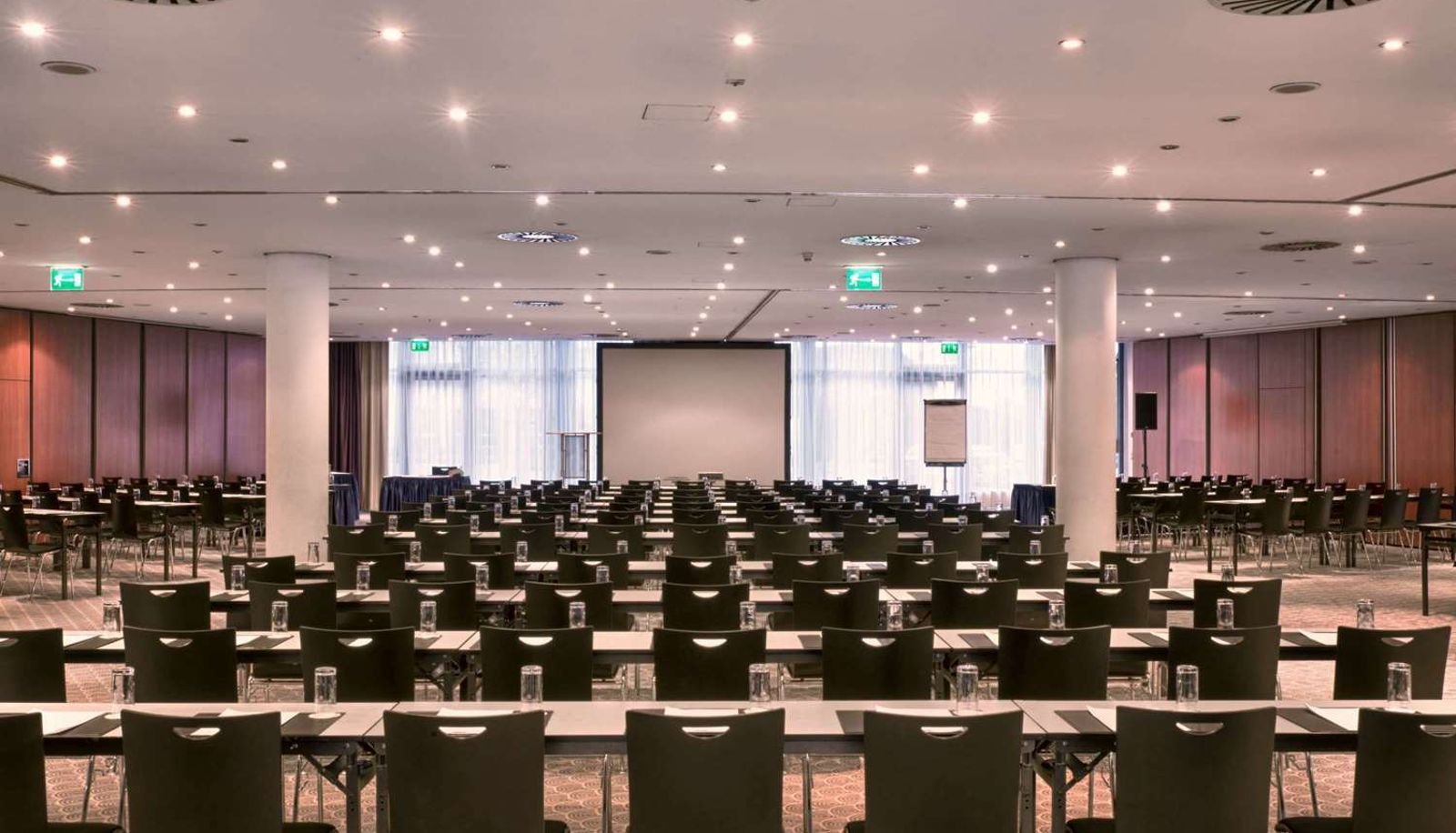 Konferenzraum - Ramada by Wyndham Dresden