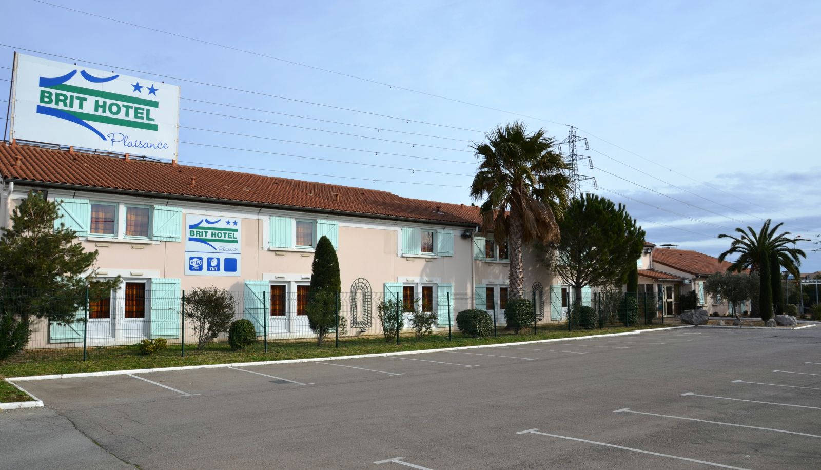 Hotel outdoor area - Hotel Le Plaisance