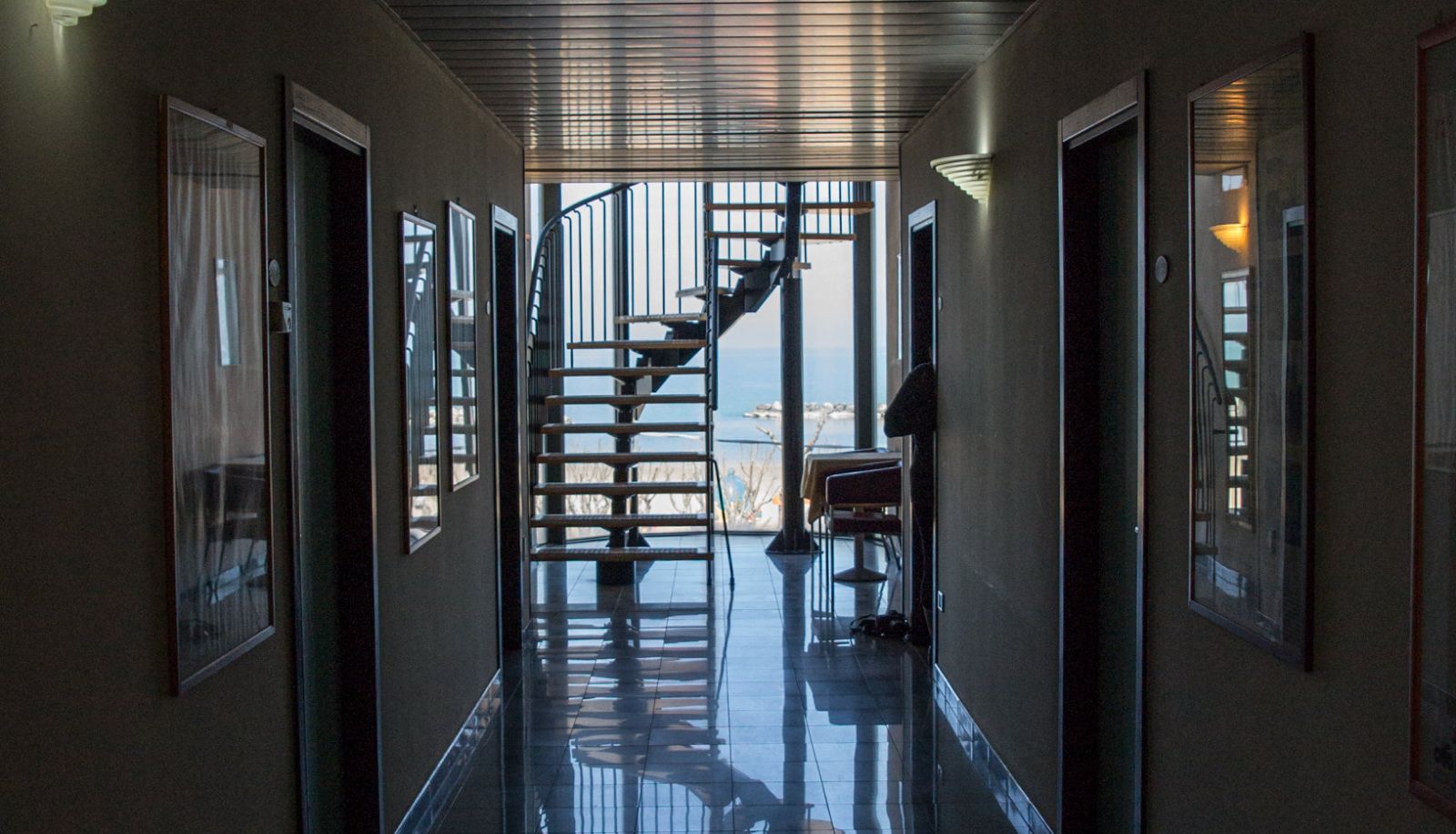 Interior view - Amba