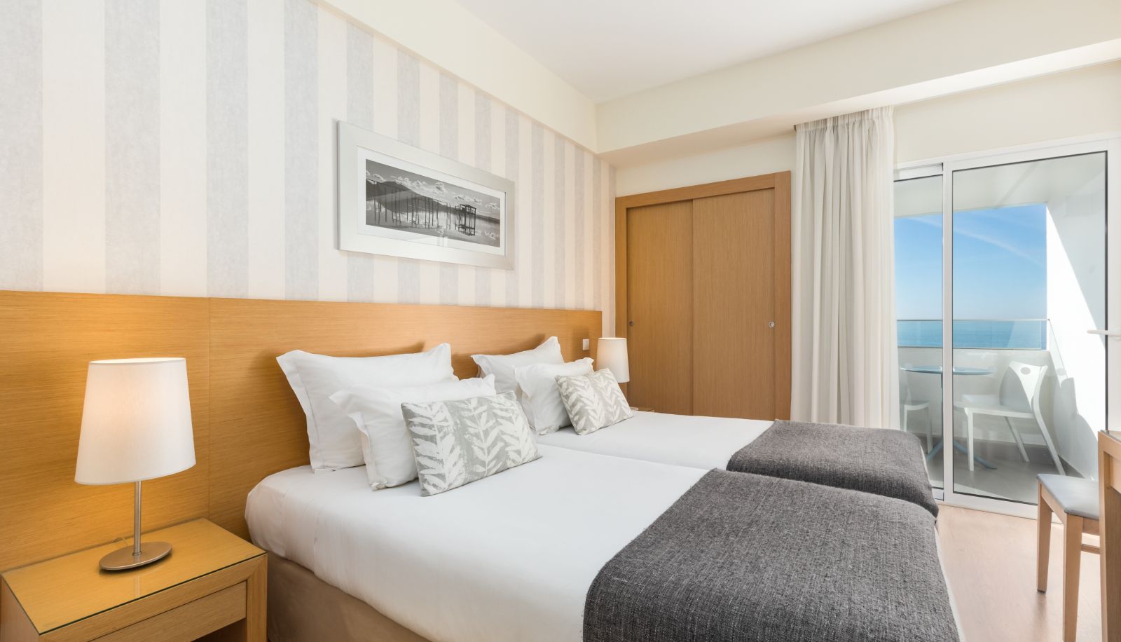 Room with balcony - Dom José Beach Hotel